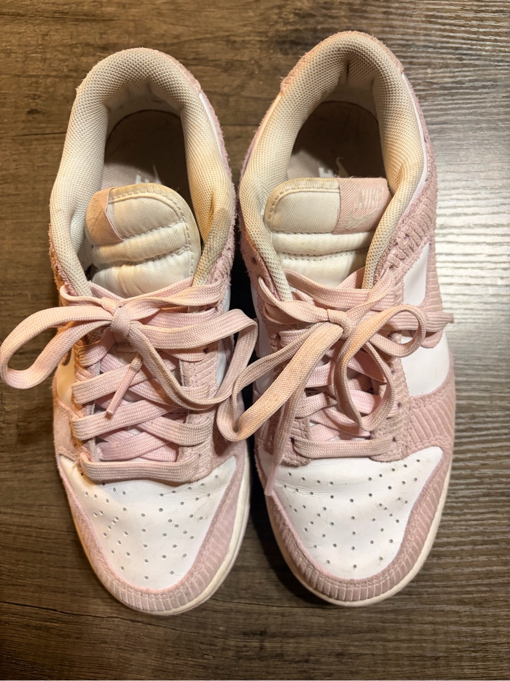 Nike Dunk Low Pink and White 🩷